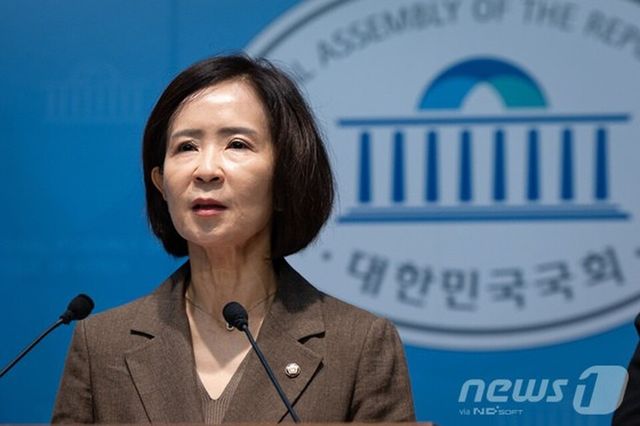 최수진 국민의힘 원내수석대변인이 지난 8월 13일 서울 여의도 국회 소통관에서 현안 관련 논평을 하고 있다.