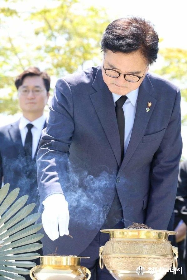 우원식 국회의장이 지난 14일 홍범도 장군 귀환 3주년 기념식에 참석하고 있는 모습(사진=국회 의장실)