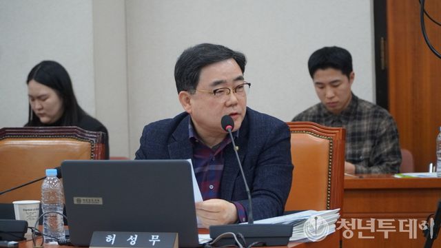 상임위원회에서 발언하는 허성무 의원. 사진=허성무의원실