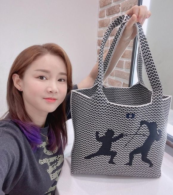 전 펜싱선수 남현희가 재혼 상대로 밝혔던 전청조씨의 거짓에 속았다고 주장했다. 인스타그램 갈무리