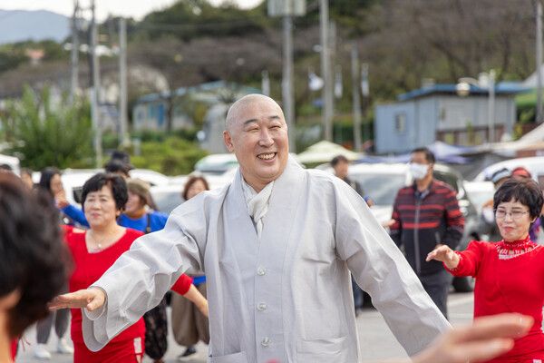덕문 주지 스님(사진 = 대화엄사)