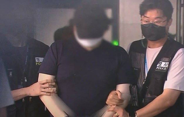 지난해 경기 의왕의 한 아파트 엘리베이터에서 모르는 여성을 상대로 강간상해를 저지른 20대 남성 박 모 씨. (SBS 갈무리)