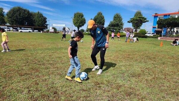 2024 스포츠스타 체육교실 개최 사진(축구 최경진, 전북 벽량초)