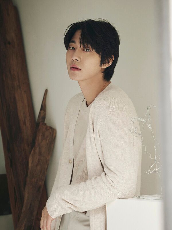 어린이날을 맞아 전 세계 모든 어린이의 행복을 기원하며 유니세프 한국위원회에 5천만 원을 기부한 배우 안효섭 (사진제공=더프레젠트컴퍼니)