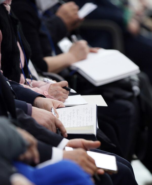 11일 신천지예수교회 맛디아지파 청주교회에서 열린 ‘계시 성취 실상 증거’ 신천지 말씀 대성회에서 참석자들의 모습.(사진 제공 = 신천지예수교회)