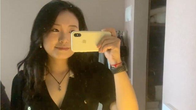 셀카를 찍는 쳰두두