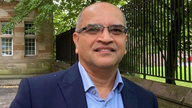 기리쉬 굽테 박사