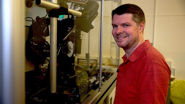 런던 자연사 박물관(NHM)의 애슐리 킹 박사