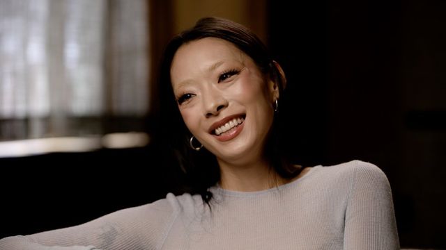 사와야마는 최근 앨범 작업이 "놀라운 경험"이었지만 힘들었다고 말한다