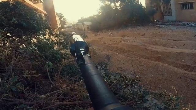 ‘야신 105 미사일’을 사용하는 듯한 장면