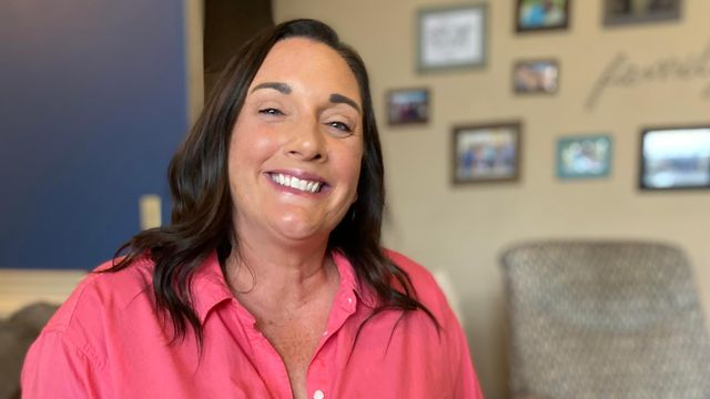 오클라호마의 전직 교사인 수지 스티븐슨