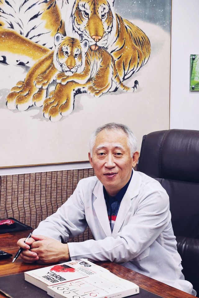 국내 1호 탈북 한의사'인 박수현 씨(58)