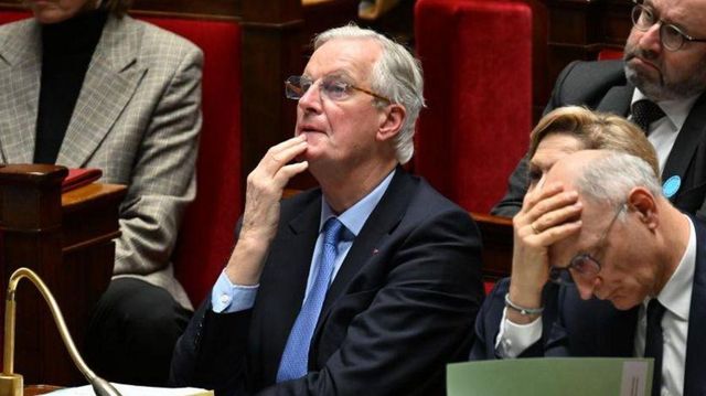 불신임안 가결된 미셸 바르니에 프랑스 총리 