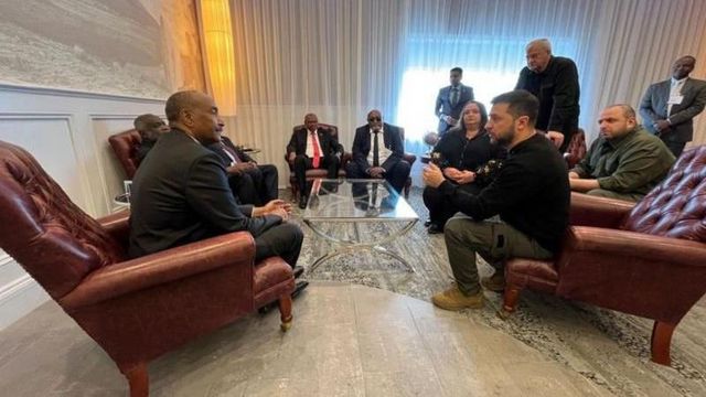 알-부르한 장군과 젤렌스키 대통령