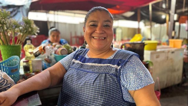 시장에 있는 여성