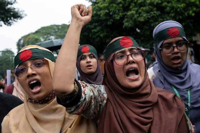 지난 2일 수도 다카에서 열린 시위 참여한 여성들의 모습