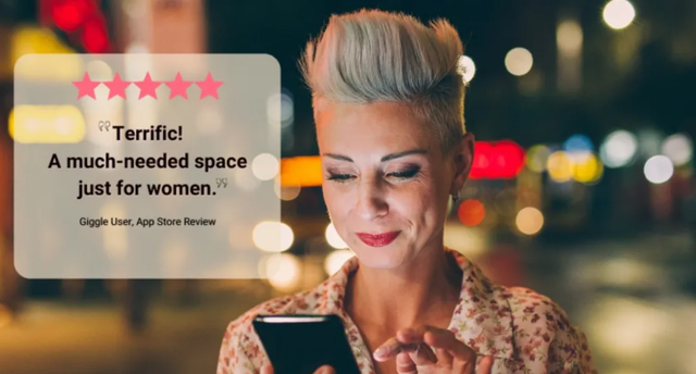 ‘멋져요, 여성들에게 필요했던 공간이었어요’라는 앱스토어 리뷰
