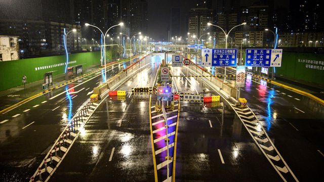 2020년 3월 27일 봉쇄된 우한 양쯔강 터널