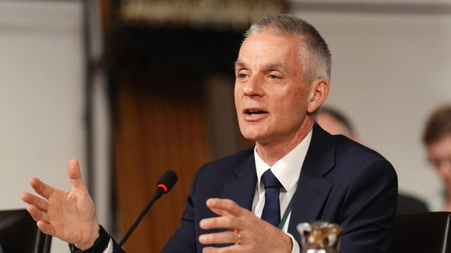 팀 데이비 BBC 사장