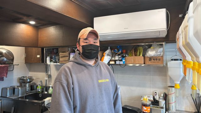 안국역에서 감자튀김 가게를 운영하는 최승열씨