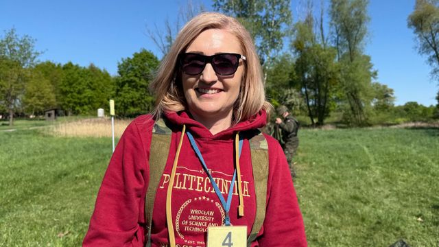 4번 번호표를 달고 있는 아가타