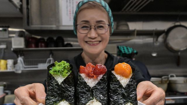 ‘오니기리 봉고’라는 주먹밥 전문점을 운영하는 점주