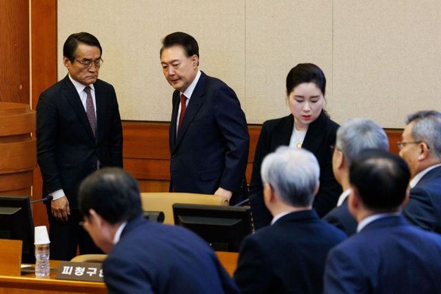 재판에 참석한 윤석열 전 대통령