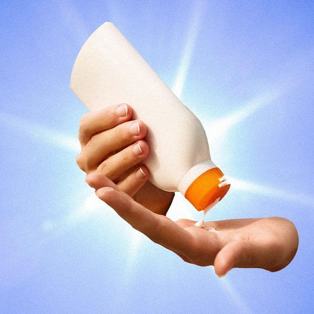 자외선 차단제를 바르는 모습