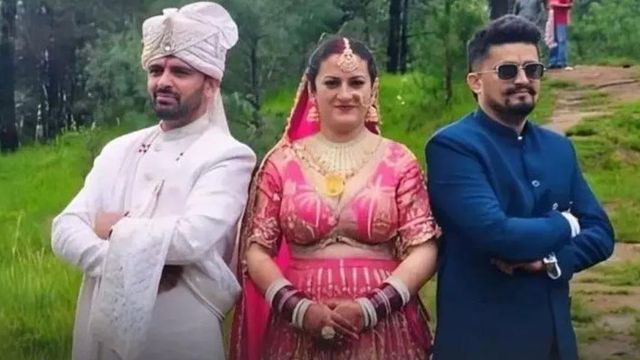 프라딥 N과 수니타 C, 그리고 카필 N