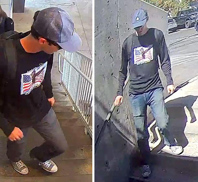 9월 12일 FBI가 공개한 지난 10일 유타 밸리 대학에서 커크 살해 직후 포착된 로빈슨의 모습. 청바지와 검은색 상의와 모자, 운동화 차림이다