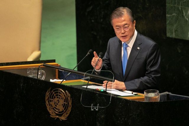 유엔총회에서 연설 중인 문재인 전 대통령
