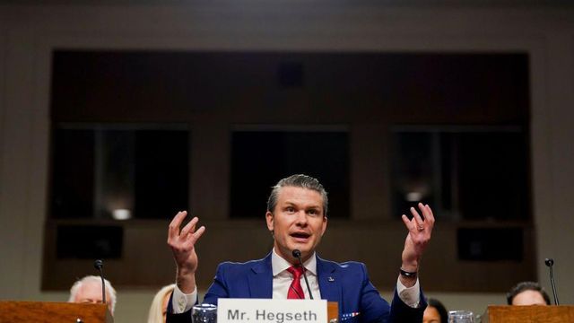 2025년 1월 14일 상원 군사위원회 인준 청문회에서 발언 중인 헤그세스