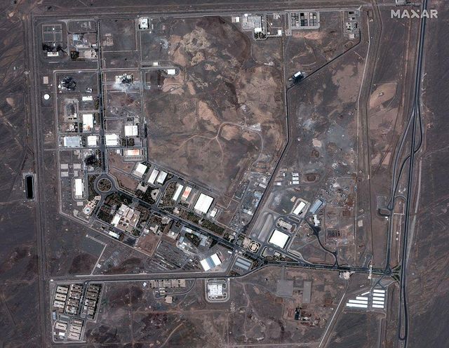 나탄즈 핵 농축 시설의 위성 사진