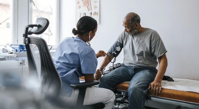 혈액을 묽게 하는 효과 덕분에 아스피린은 심혈관 질환 위험이 높은 환자들에게 처방되기도 한다