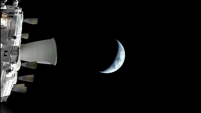 오리온 우주선에서 바라본 지구