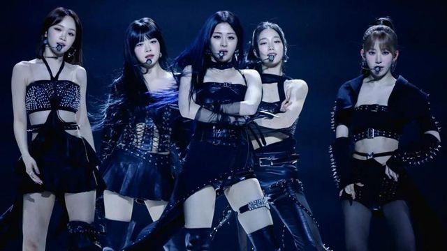 르세라핌 5인 멤버들의 모습