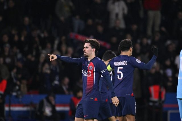 사진= 파리 생제르맹 홈페이지, PSG가 프랑스 리그앙 17라운드에서 비티냐의 선제골과 킬리안 음바페의 멀티골로 3-1 승리를 거뒀다. 이강인은 비티냐의 첫 번째 득점에서 어시스트를 제공했다.