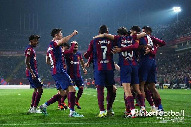 [사진=게티이미지]&nbsp;바르셀로나는 구단 홈페이지를 통해 "바르셀로나의 사비 감독은 6월 30일 클럽을 떠난다고 알렸다. 사비 감독은 비야레알에 패한 뒤 기자회견에서 다음과 같이 말했다"고 공식 발표했다.