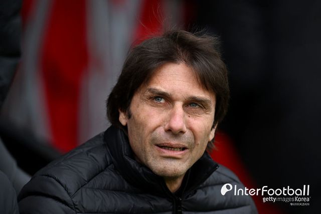 [사진=게티이미지]&nbsp;바르셀로나는 구단 홈페이지를 통해 "바르셀로나의 사비 감독은 6월 30일 클럽을 떠난다고 알렸다. 사비 감독은 비야레알에 패한 뒤 기자회견에서 다음과 같이 말했다"고 공식 발표했다.