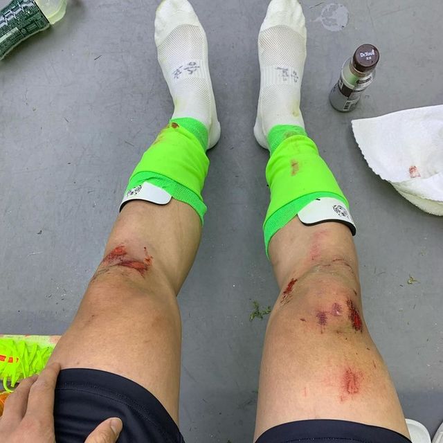 [사진= 백승호 SNS]&nbsp;버밍엄 시티는 30일(이하 한국시간) 구단 홈페이지를 통해 “백승호의 영입을 발표하게 되어 기쁘다. 잉글랜드와 유럽 여러 클럽에서 관심을 받았던 백승호는 2026년 6월까지 세인트 앤드루스에서 뛰는 조건에 합의했다”라고 공식 발표했다.