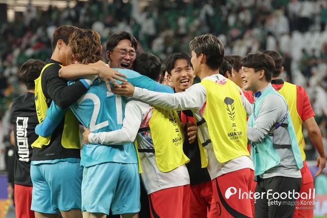 '빛현우' 조현우가 탈락 위기에 직면했던 대한민국을 구했다. 승부차기까지 돌입한 혈투 속에서 눈부신 선방으로 8강 진출을 견인했다.[사진=게티 이미지]