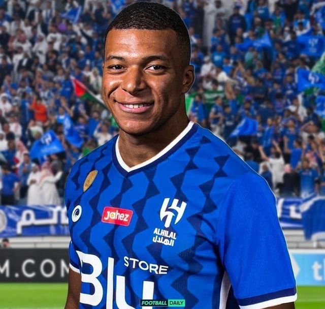 [사진=풋볼 데일리] 프랑스 ‘풋 메르카토’의 산티 아우나 기자는 8일&nbsp;“음바페는 레알에 합류한다. 기나긴 드라마가 끝날 것 같다. 레알은 음바페 영입을 위해 계속해서 제안을 보냈다. 음바페는 상황 통제를 원한다. 협상 진전이 이뤄졌고 레알과 합의에 이르렀다”고 알렸다.