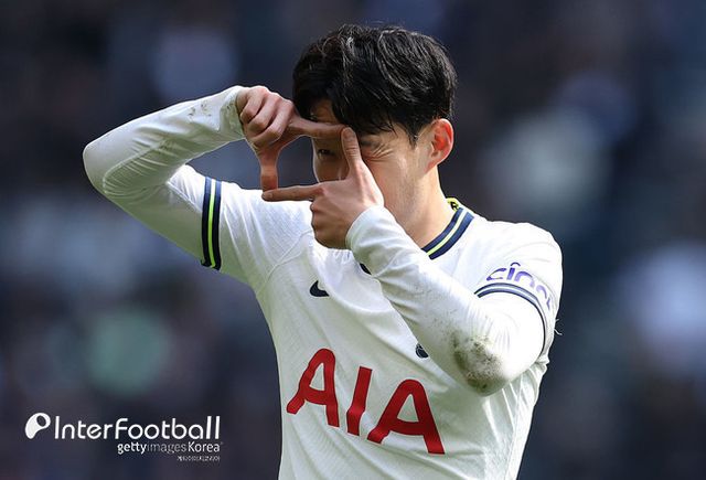 [사진=게티이미지] 프랑스 ‘풋 메르카토’의 산티 아우나 기자는 8일&nbsp;“음바페는 레알에 합류한다. 기나긴 드라마가 끝날 것 같다. 레알은 음바페 영입을 위해 계속해서 제안을 보냈다. 음바페는 상황 통제를 원한다. 협상 진전이 이뤄졌고 레알과 합의에 이르렀다”고 알렸다.