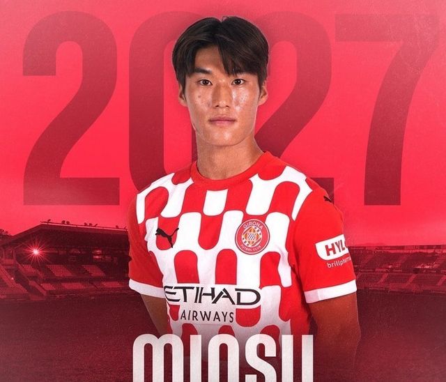 사진=지로나/지로나는 20일 오전 1시 30분(한국시간) 스페인 지로나에 위치한 에스타디 무니시팔 데 몬틸라비에서 열린 2024-25시즌 스페인 라리가 10라운드에서 레알 소시에다드에 0-1로 패배했다.&nbsp;김민수가 라리가에서 데뷔하면서 8번째 코리안리거가 탄생했다.