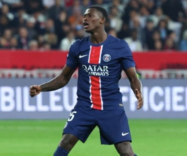 사진=파리 생제르맹/이강인은 이번 경기에서 득점하면서 리그 득점 공동 4위가 됐다. 이강인은 8경기에 출전해 4골을 터트렸다. 교체 투입이 많은 것을 감안하면 엄청난 득점력이었다. 이강인이 주전으로 기용됐다면 이강인의 득점 기록은 더 좋았을 것이다.