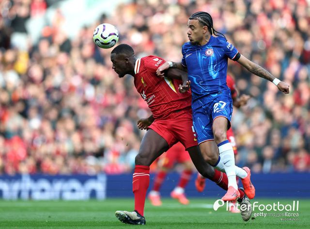 사진=게티 이미지/리버풀은 21일 오전 0시 30분(한국시간) 영국 리버풀에 위치한 안필드에서 열린 2024-25시즌 프리미어리그 8라운드에서 첼시에 2-1로 승리했다. 이로써 리버풀은 승점 21점(7승 1패)으로 1위, 첼시는 승점 14점(4승 2무 2패)으로 6위가 됐다.