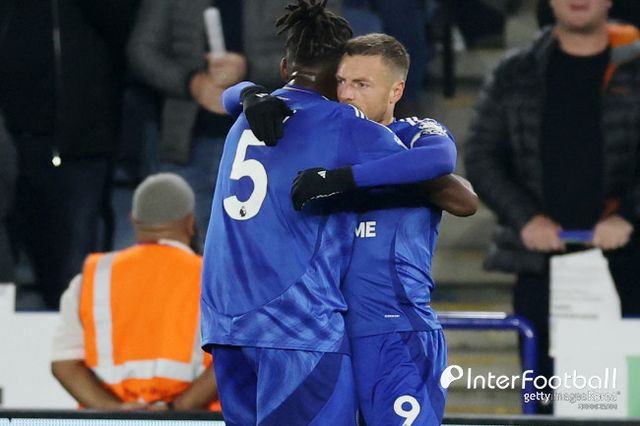 사진=게티 이미지/레스터 시티는 26일 오전 4시(한국시간) 영국 레스터에 위치한 킹 파워 스타디움에서 열린 2024-25시즌 프리미어리그 9라운드에서 노팅엄 포레스트에 1-3으로 패배했다.