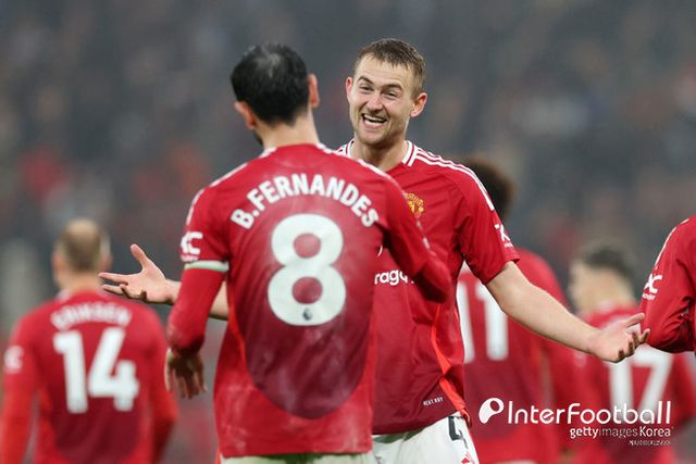 사진=게티 이미지/맨유는 10일 오후 11시(한국시간) 영국 맨체스터에 위치한 올드 트래포드에서 열린 프리미어리그 2024-25시즌 프리미어리그 11라운드에서 레스터 시티에 3-0 완승을 거뒀다.
