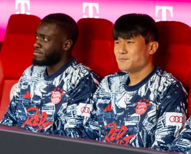 [사진=TZ]&nbsp;분데스리가 코리안 더비가 펼쳐졌다. 김민재와 이재성이 격돌했다. 아쉽게 두 선수는 함께 그라운드를 밟지는 못했다. 두 선수는 경기 종료 후 믹스트존에서 밝은 얼굴로 서로 인사를 나눴다.