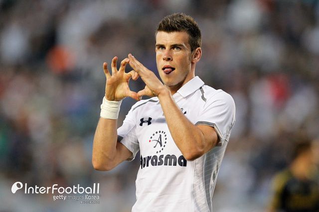 [사진=게티이미지] 영국 '기브 미 스포츠'는 "토트넘의 현 클럽 주장은 역대 최고의 윙어로 평가받고 있다. 2015년에 2,200만 파운드(약 385억 원)에 영입된 손흥민은 적응하는 데 시간이 걸렸다. 심지어 1년 뒤, 떠나는 것도 고려했다. 결국 그는 프리미어리그에서 최고의 윙어 중 한 명이 되었다"고 알렸다.